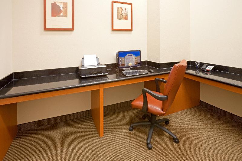 فندق Candlewood Suites Mount Pleasant, An Ihg