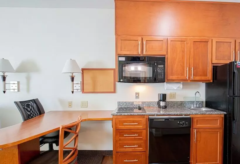 호텔 Candlewood Suites New Iberia, An Ihg