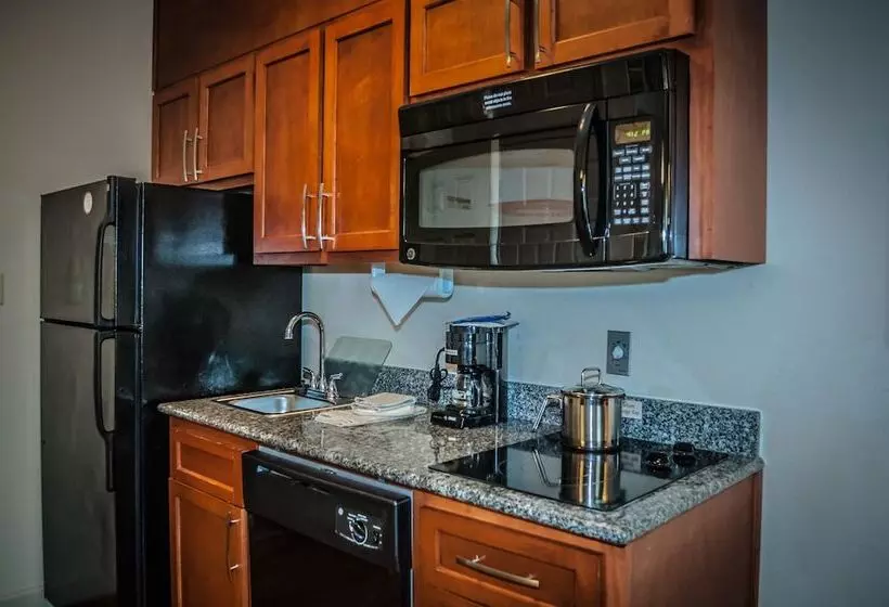 호텔 Candlewood Suites New Iberia, An Ihg