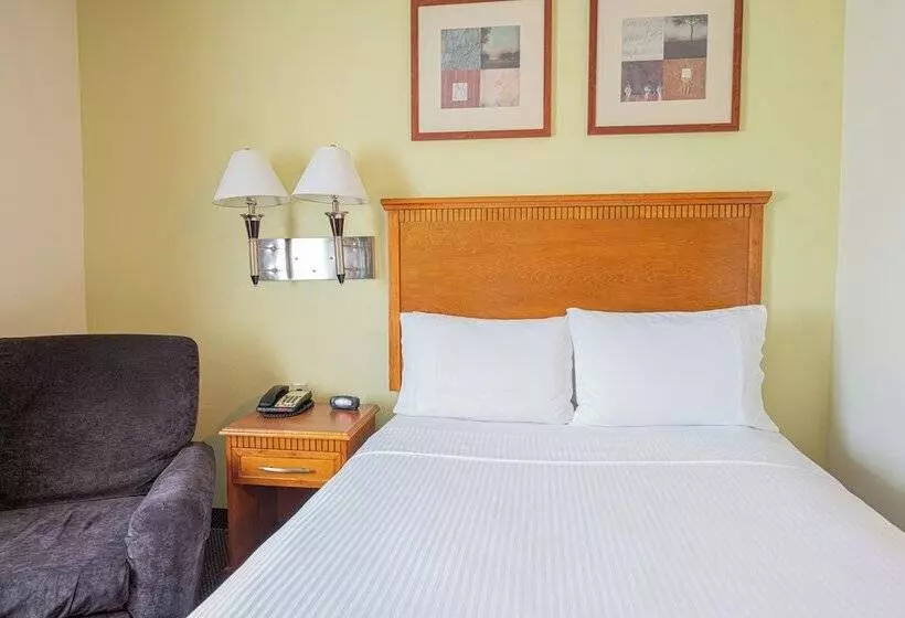 호텔 Candlewood Suites New Iberia, An Ihg
