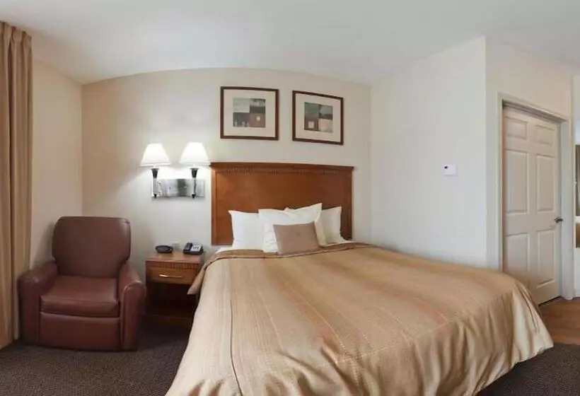 호텔 Candlewood Suites New Iberia, An Ihg