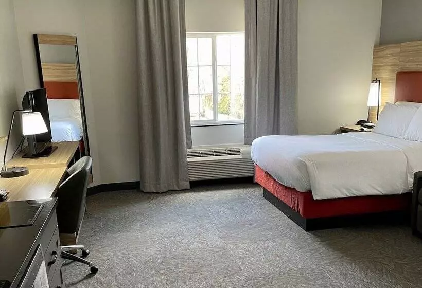 فندق Candlewood Suites Tuscaloosa, An Ihg