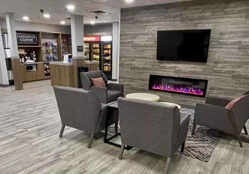فندق Candlewood Suites Tuscaloosa, An Ihg