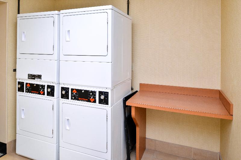 فندق Candlewood Suites Winchester, An Ihg