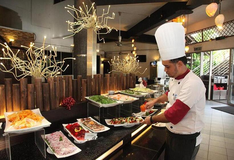 Отель Glory Beach Resort