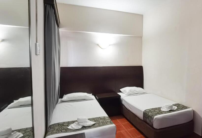 Отель Glory Beach Resort