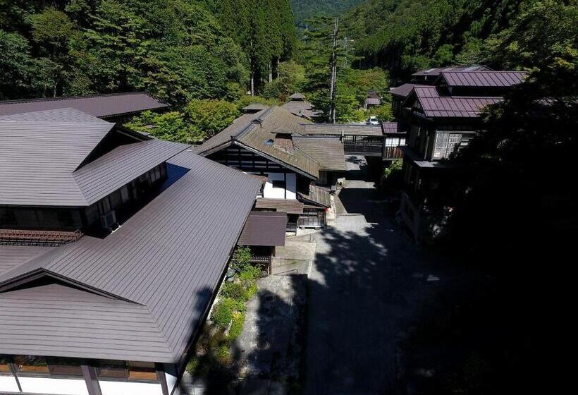 فندق Houshi Onsen Chojukan