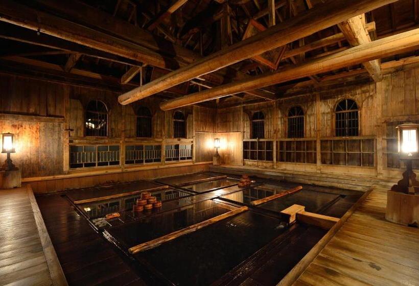 فندق Houshi Onsen Chojukan