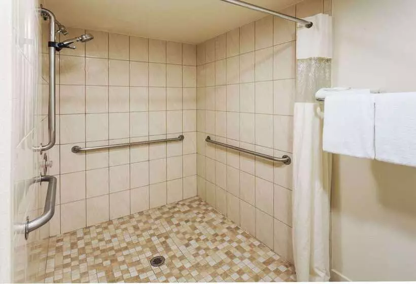 酒店 Howard Johnson By Wyndham Pasadena