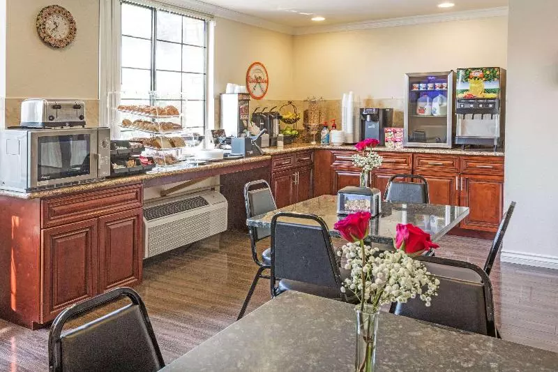 酒店 Howard Johnson By Wyndham Pasadena