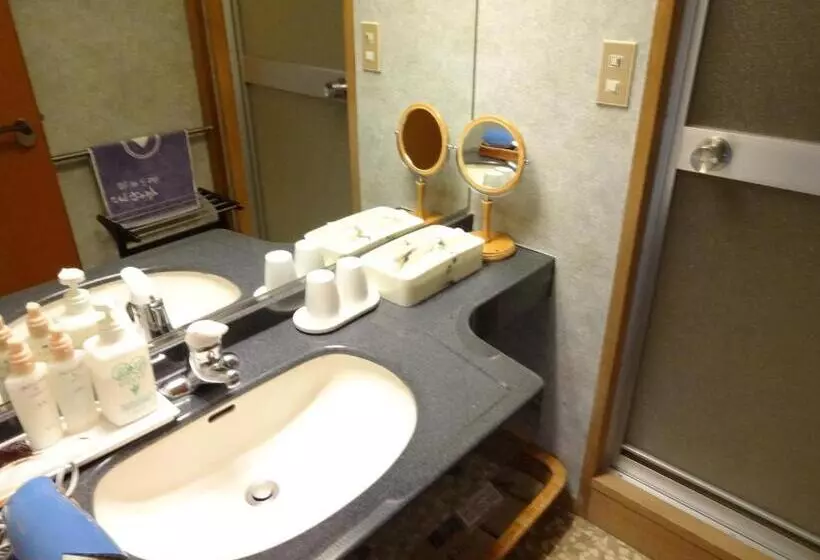 בית מלון כפרי Kanemidori