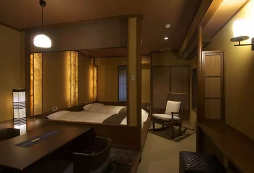 בית מלון כפרי Kanemidori