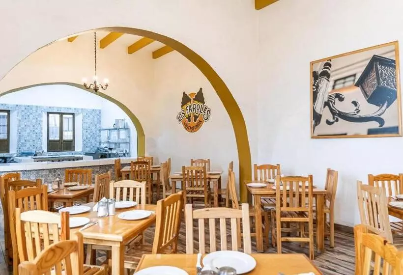 Hotel Meson De Isabel