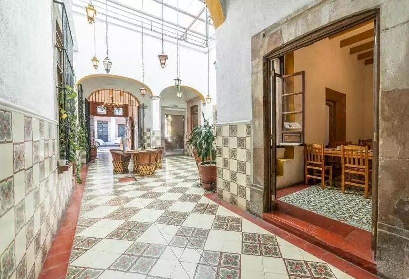 Hotel Meson De Isabel