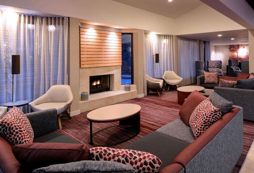 هتل Sonesta Select Kansas City Airport Tiffany Springs