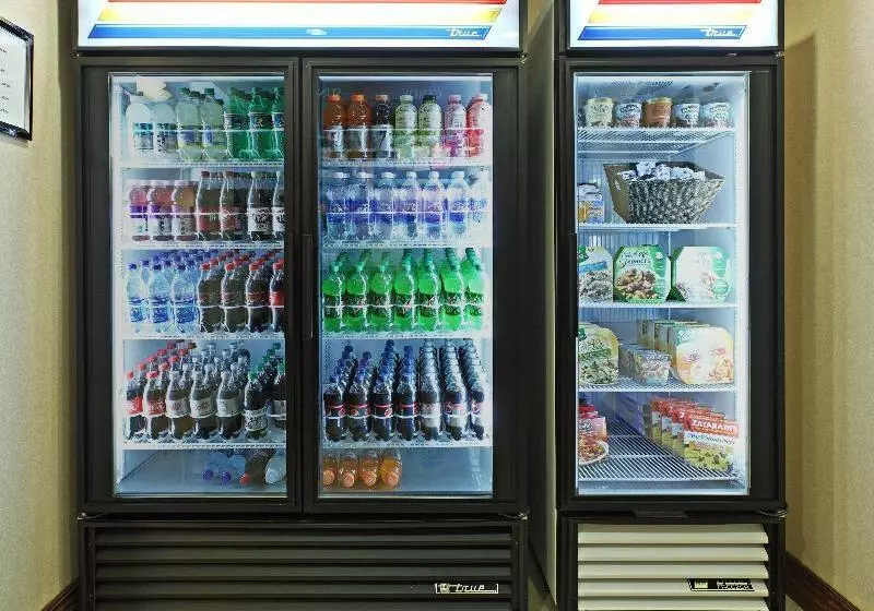 ホテル Staybridge Suites Rogers   Bentonville, An Ihg