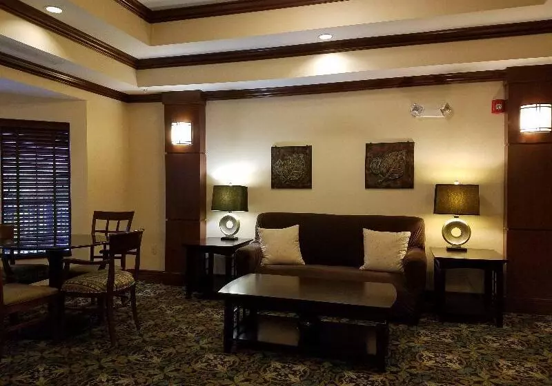 ホテル Staybridge Suites Rogers   Bentonville, An Ihg