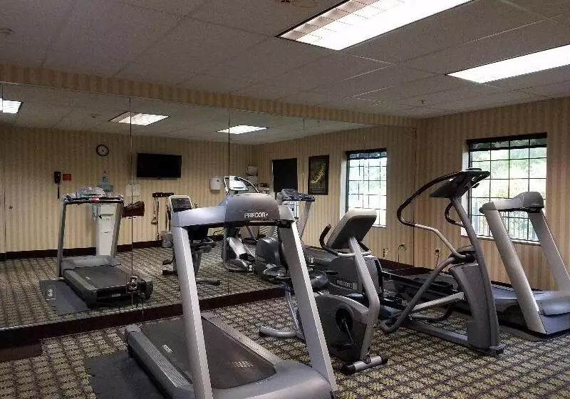 ホテル Staybridge Suites Rogers   Bentonville, An Ihg