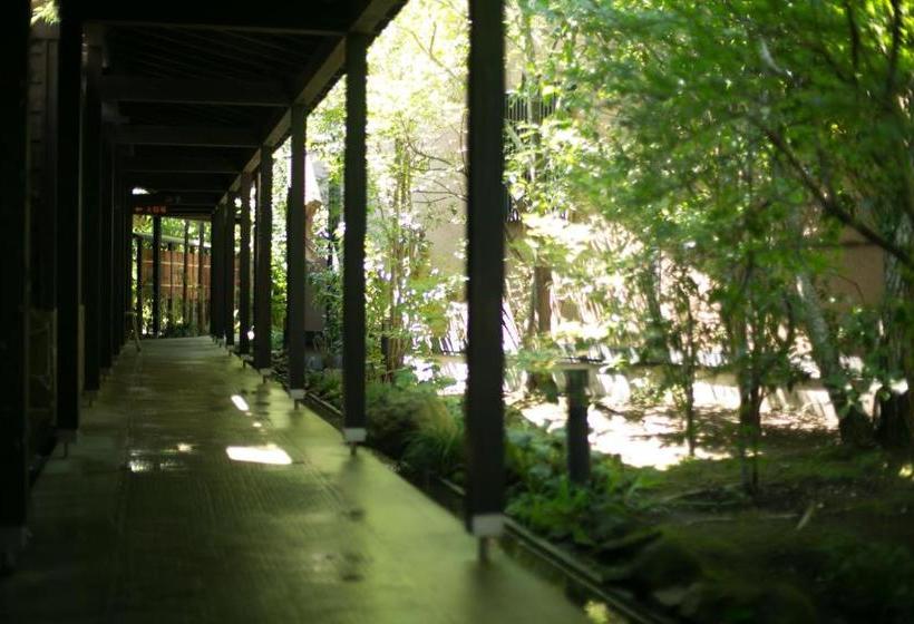 בית מלון כפרי Yufuin Kaze No Mori