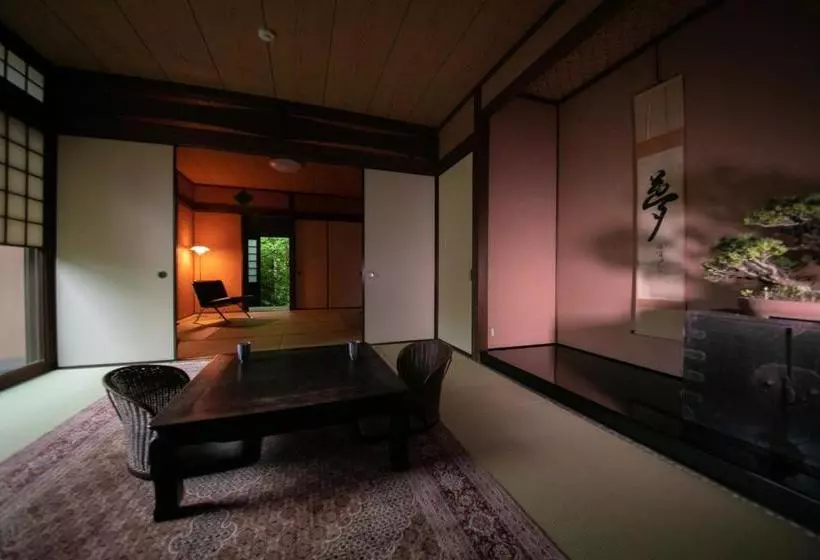 Szálloda Yufuin Kaze No Mori