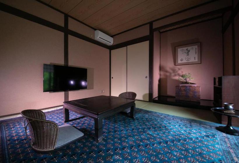 בית מלון כפרי Yufuin Kaze No Mori