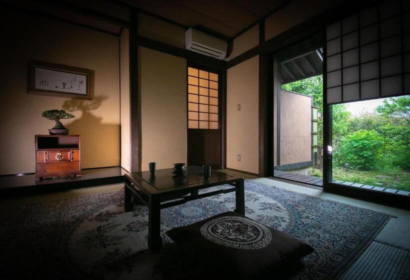 בית מלון כפרי Yufuin Kaze No Mori