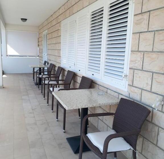 Accommodation Drasko