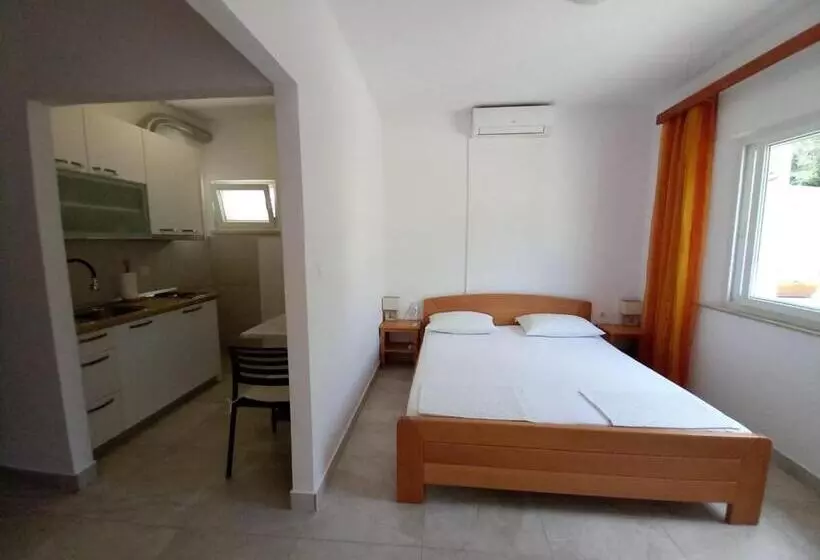 Accommodation Drasko