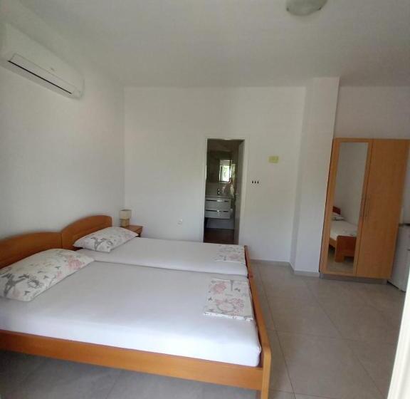 Accommodation Drasko