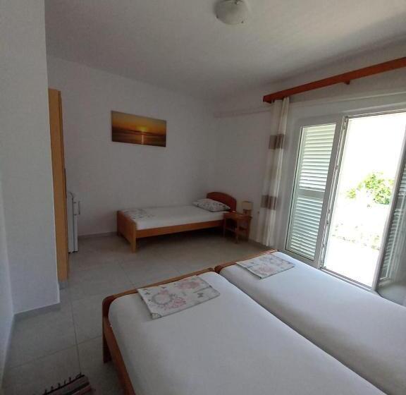 Accommodation Drasko