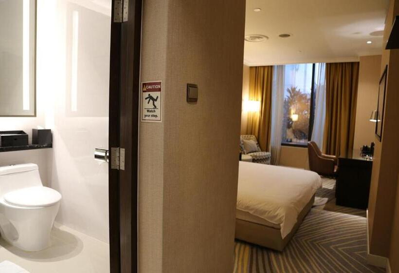 Ambassador Transit Hotel Terminal 2