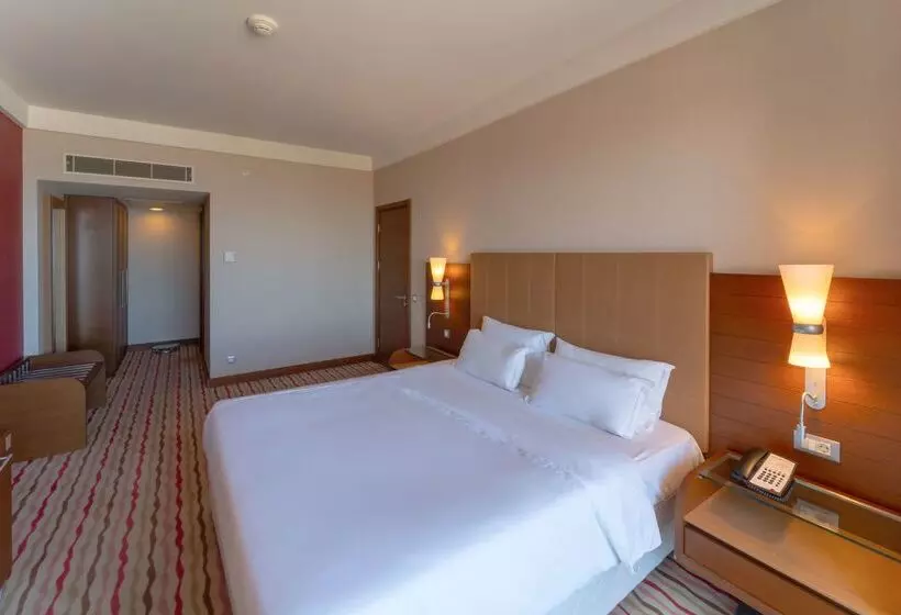 هتل Al Mahary Radisson Blu , Tripoli