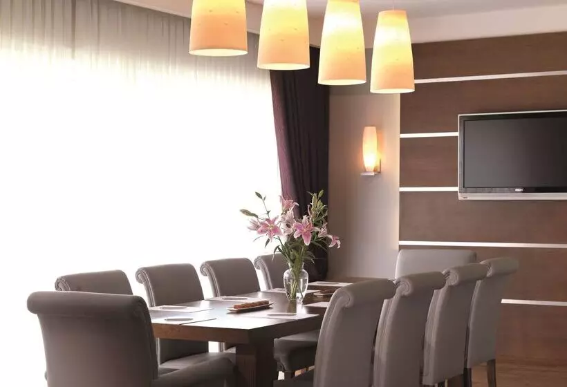 هتل Al Mahary Radisson Blu , Tripoli