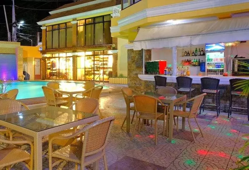 هتل Boracay Holiday Resort