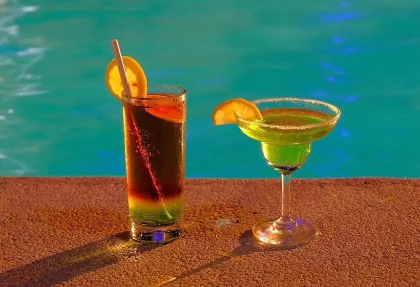 هتل Boracay Holiday Resort