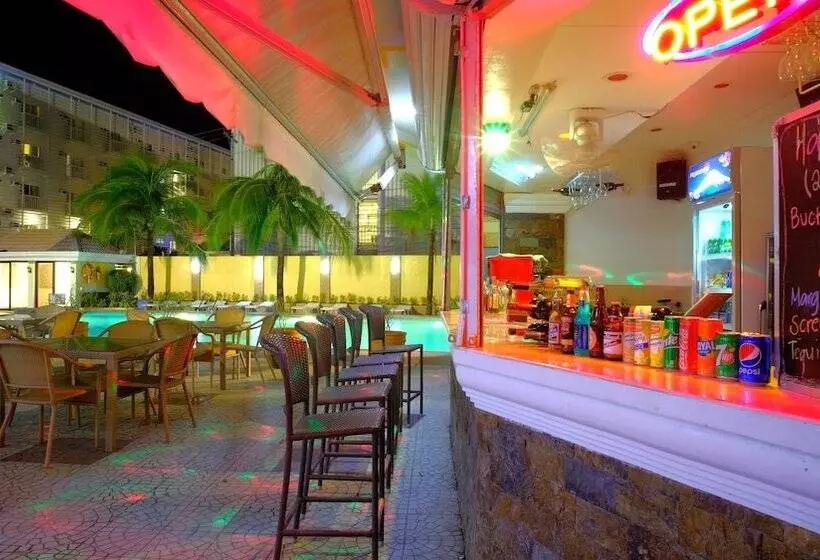 هتل Boracay Holiday Resort