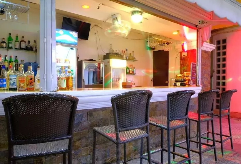 هتل Boracay Holiday Resort