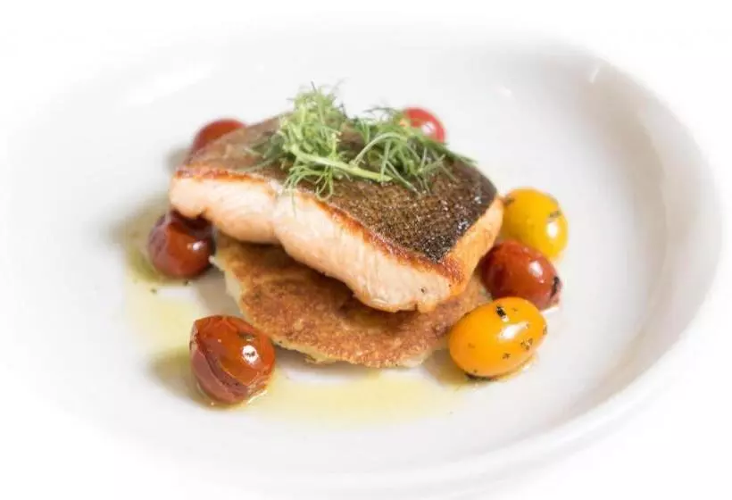 בית מלון כפרי Dolphin Bay Resort And Spa