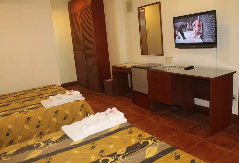 Hotell Hey Jude Resort