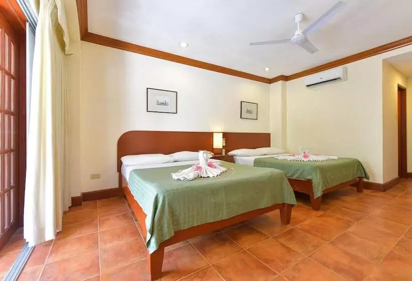 Hotell Hey Jude Resort