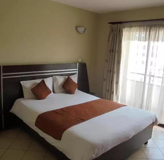 هتل Nairobi Transit