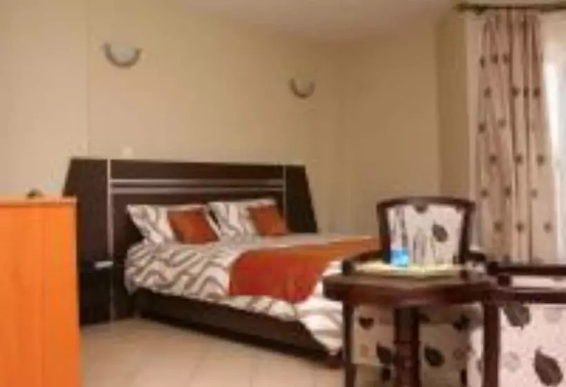 هتل Nairobi Transit