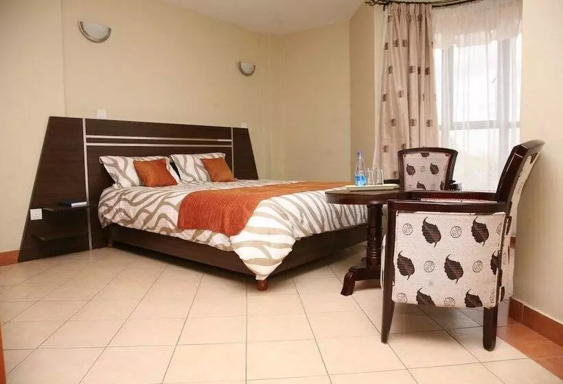 هتل Nairobi Transit