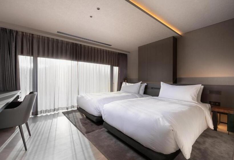 בית מלון כפרי Sansui Niseko