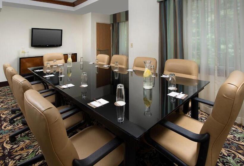 호텔 Staybridge Suites North Brunswick, An Ihg