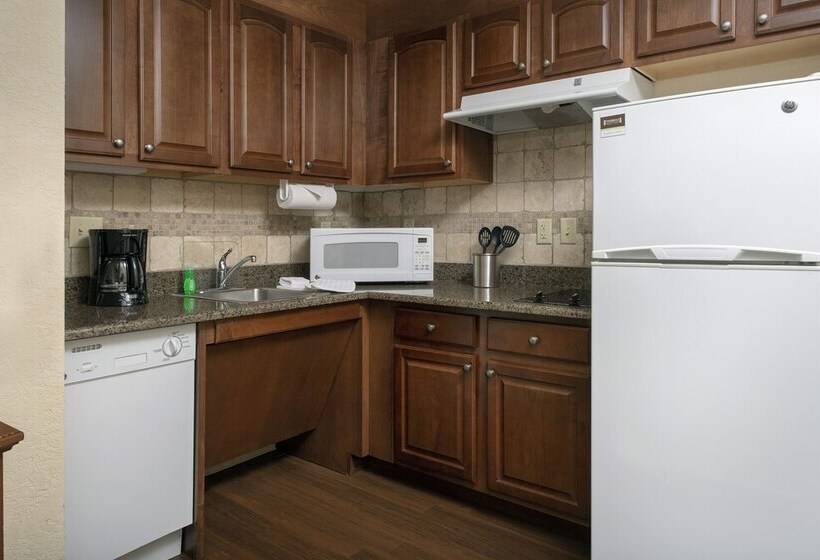 호텔 Staybridge Suites North Brunswick, An Ihg