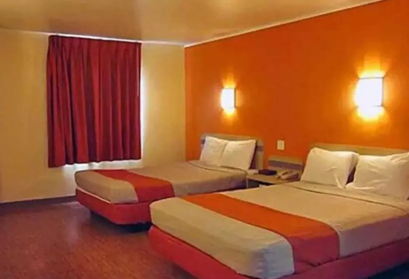 Motel 6 Albuquerque Northeast