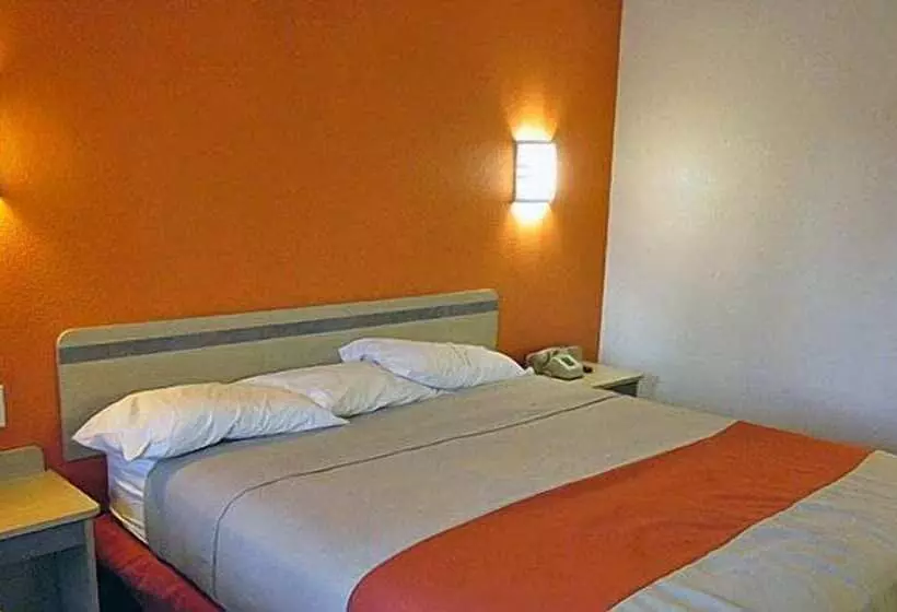 Motel 6 Albuquerque Northeast