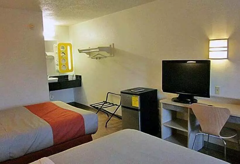 Motel 6 Albuquerque Northeast