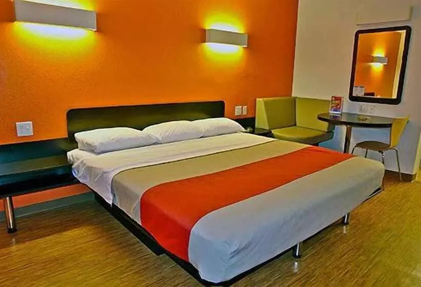 Motel 6 Albuquerque Northeast